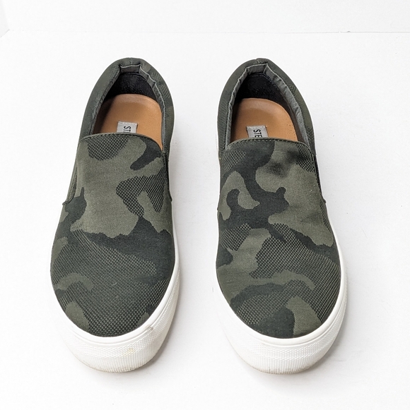 Steve Madden Gills Slip-On Sneakers, Camouflage, Womens 7.5 - Picture 3 of 6